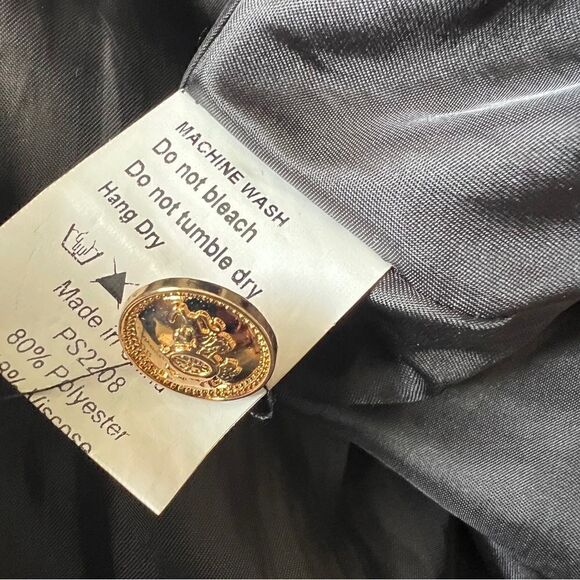 POSE pleated button skirt - Picture 4 of 5